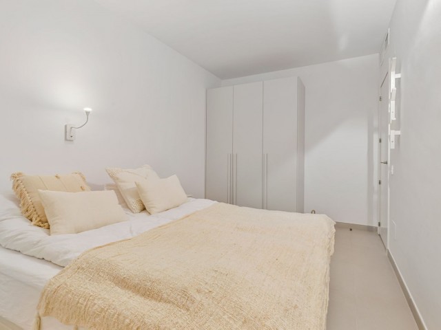 Apartamento con 3 Dormitorios  en Benalmadena Costa
