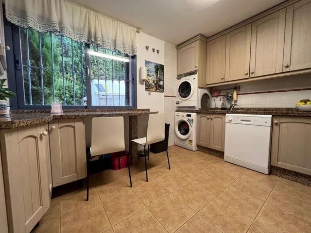 5 Bedrooms Townhouse in Nueva Andalucía