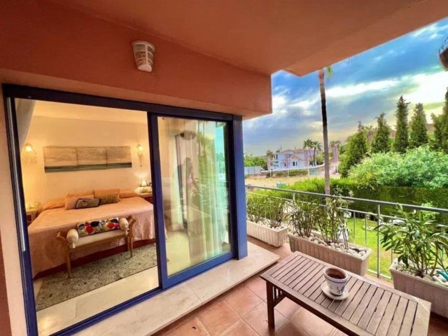 5 Bedrooms Townhouse in Nueva Andalucía