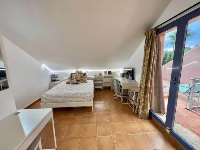 5 Bedrooms Townhouse in Nueva Andalucía