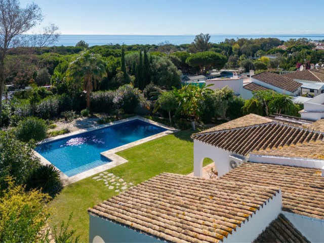 3 Schlafzimmer Villa in Cabopino