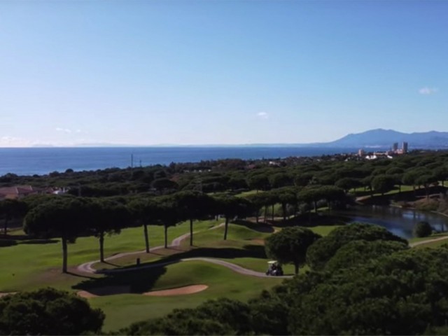 3 Schlafzimmer Villa in Cabopino