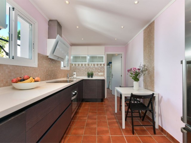 3 Schlafzimmer Villa in Cabopino