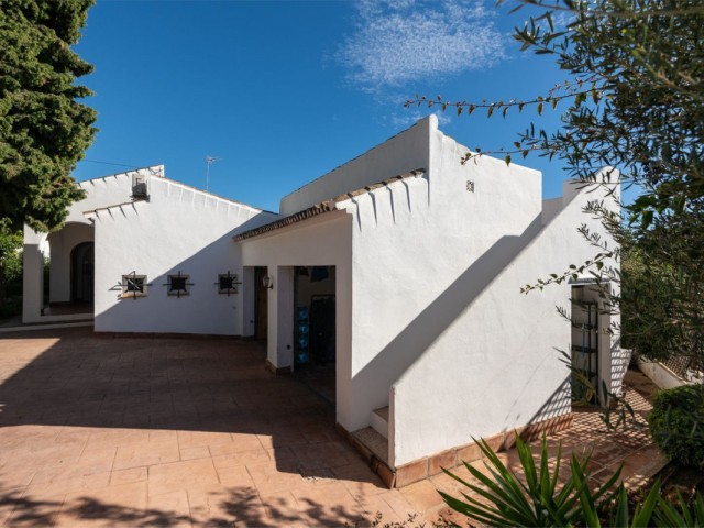 3 Schlafzimmer Villa in Cabopino