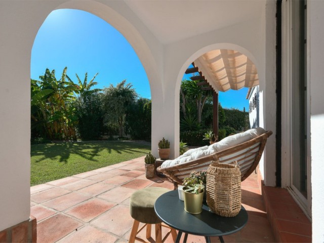 3 Schlafzimmer Villa in Cabopino