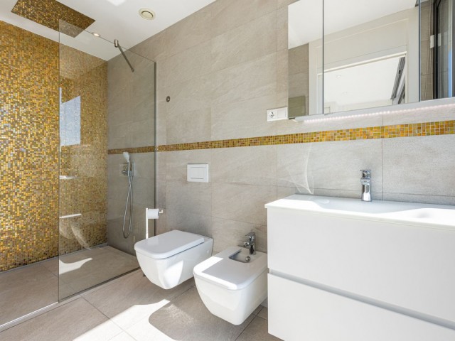 4 Bedrooms Villa in Mijas
