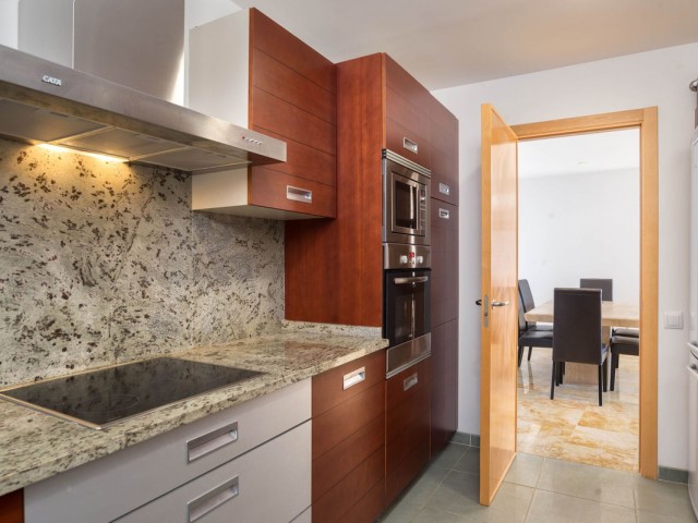 3 Makuuhuoneen Huoneisto Altos de los Monteros