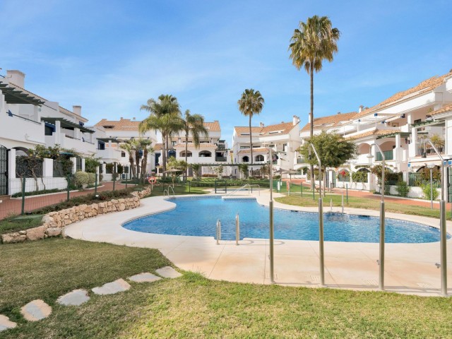 5 Schlafzimmer Reihenhaus in San Pedro de Alcántara