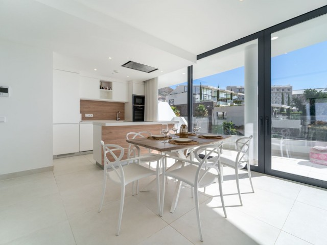 2 Bedrooms Apartment in Fuengirola