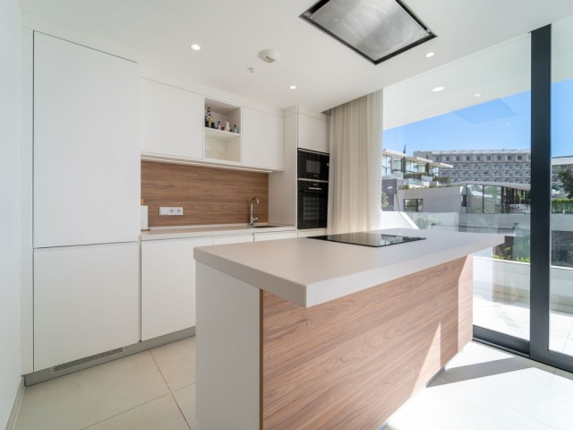 2 Bedrooms Apartment in Fuengirola