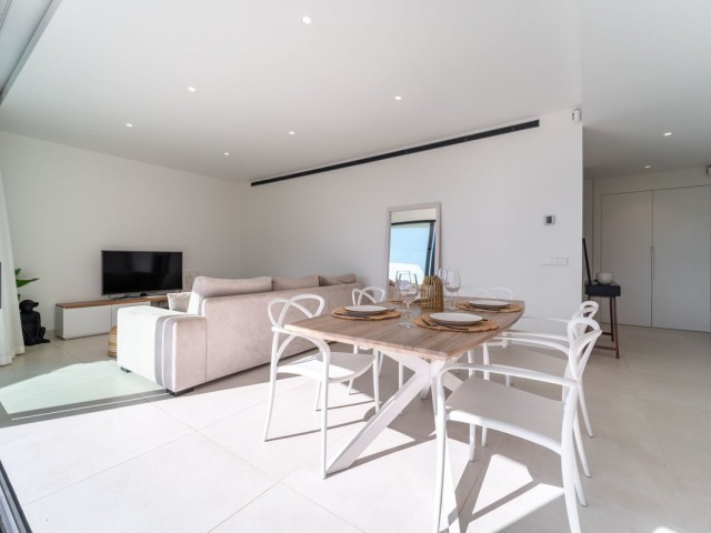 2 Bedrooms Apartment in Fuengirola