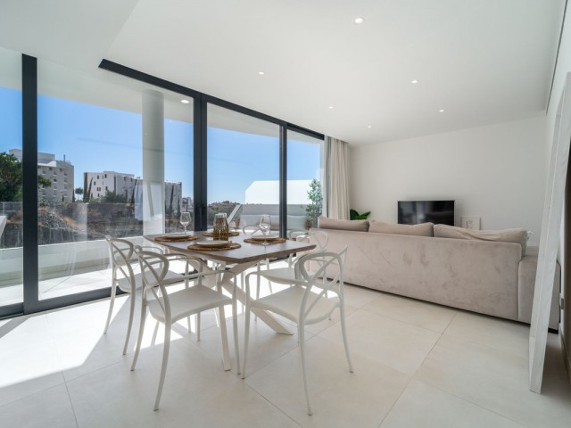 2 Bedrooms Apartment in Fuengirola