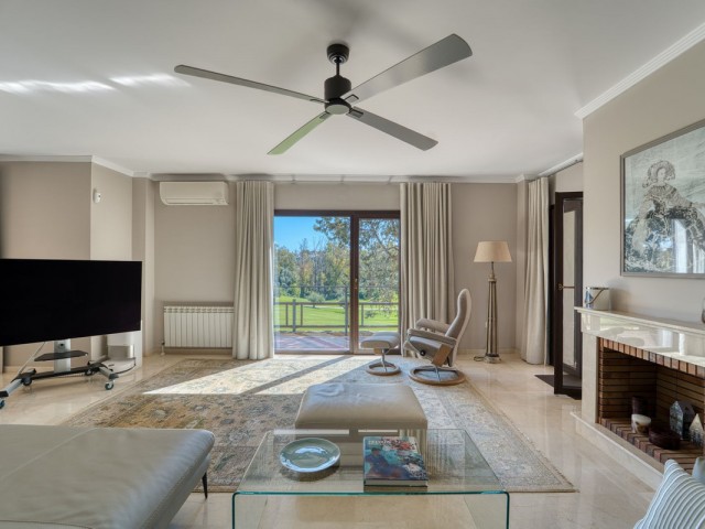 5 Makuuhuoneen Huvila Guadalmina Alta