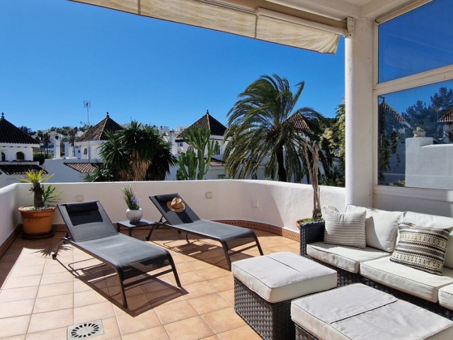 3 Schlafzimmer Reihenhaus in La Duquesa