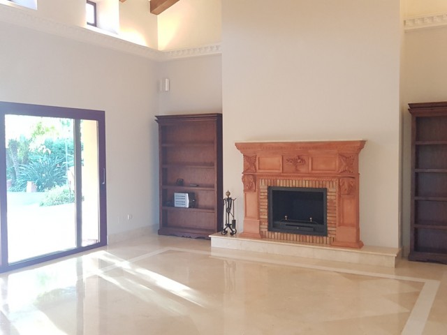 4 Schlafzimmer Villa in Sierra Blanca