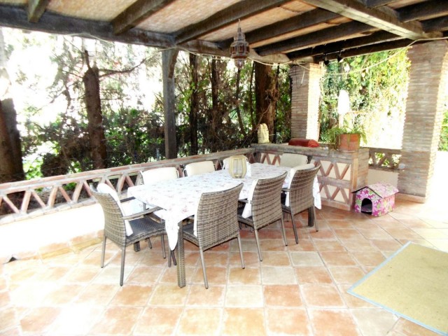 4 Schlafzimmer Villa in Sierrezuela