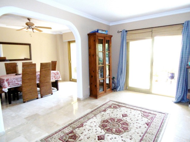 4 Schlafzimmer Villa in Sierrezuela