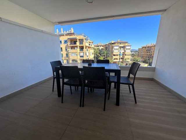 Appartement avec 3 Chambres  à San Pedro de Alcántara