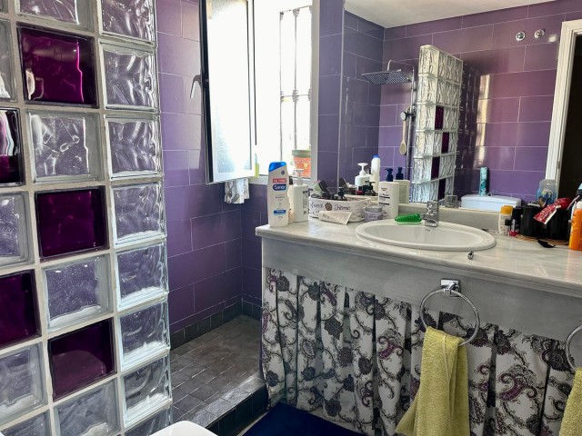 4 Schlafzimmer Reihenhaus in Estepona