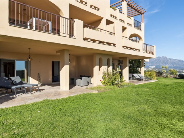 2 Schlafzimmer Apartment in Benahavís