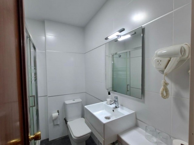 Commercial avec 0 Chambres  à Marbella