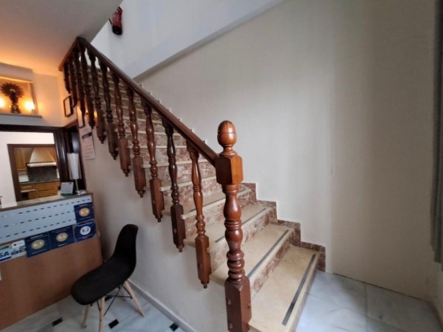 Commercial avec 0 Chambres  à Marbella