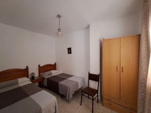 Commercial avec 0 Chambres  à Marbella