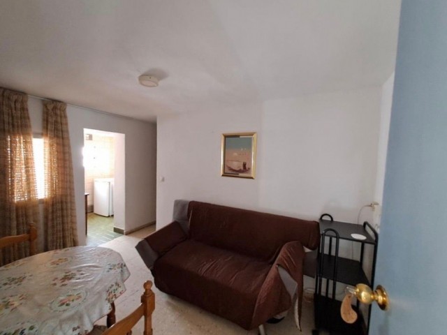 Commercial avec 0 Chambres  à Marbella