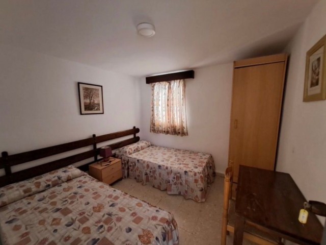 Commercial avec 0 Chambres  à Marbella