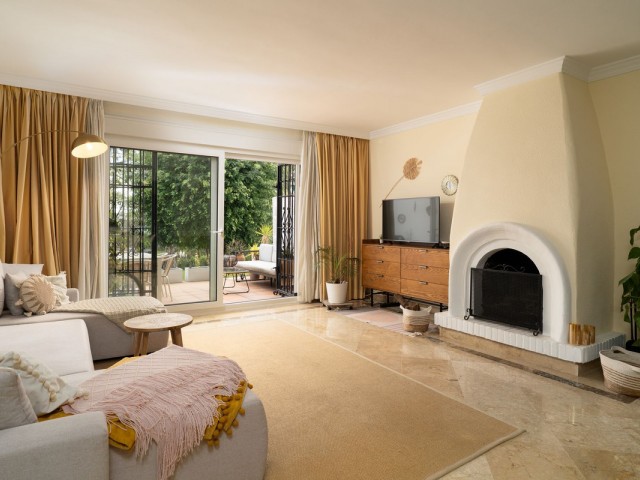 Reihenhaus, Atalaya, R5327488