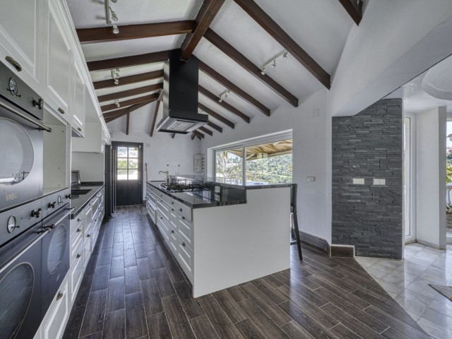 4 Schlafzimmer Villa in Los Almendros