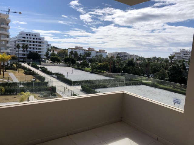3 Bedrooms Apartment in Nueva Andalucía