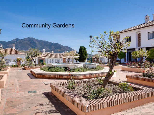 3 Bedrooms Townhouse in Mijas