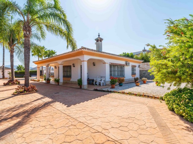 4 Makuuhuoneen Huvila Alhaurín el Grande