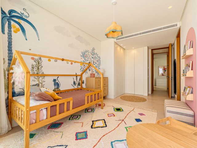 6 Makuuhuoneen Huvila Guadalmina Alta