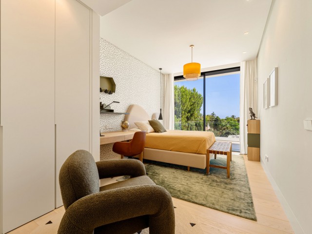 6 Makuuhuoneen Huvila Guadalmina Alta