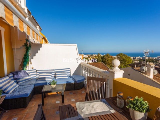 4 Bedrooms Townhouse in Benalmadena
