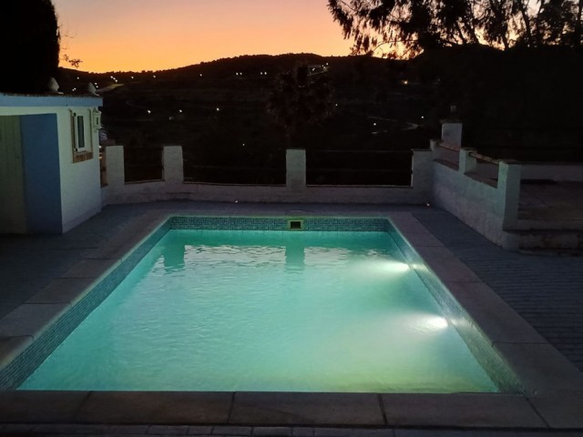 3 Schlafzimmer Villa in Estepona