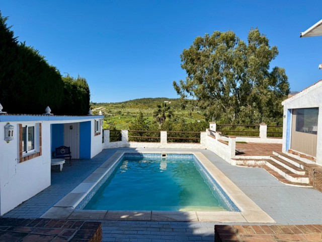 3 Schlafzimmer Villa in Estepona