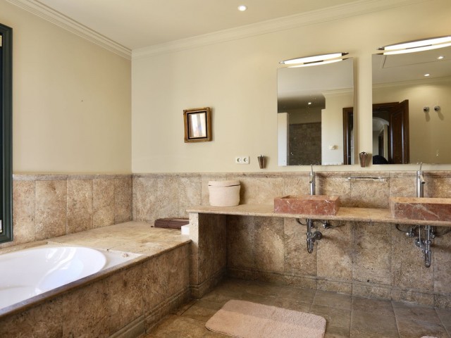 6 Soveroms Villa i La Zagaleta