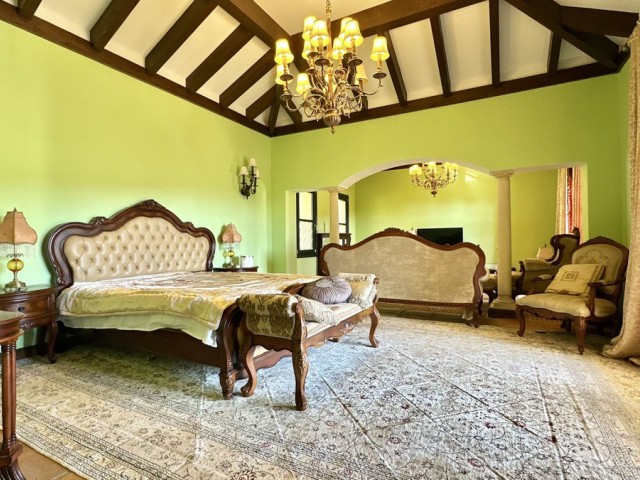 6 Bedrooms Villa in La Zagaleta