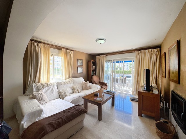 3 Bedrooms Apartment in Nueva Andalucía