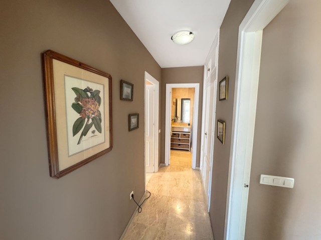 3 Bedrooms Apartment in Nueva Andalucía