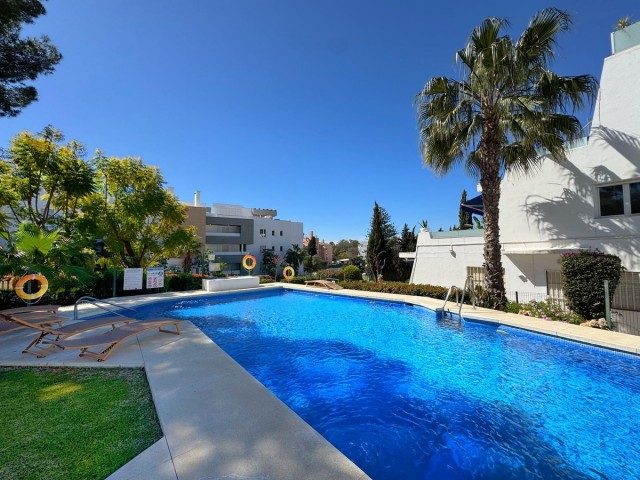 3 Bedrooms Apartment in Nueva Andalucía