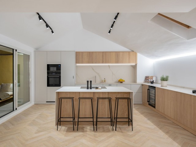 Penthouse in Bel Air