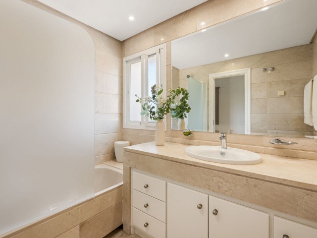 Penthouse in Estepona