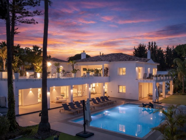 Huvila, Atalaya, R5032111