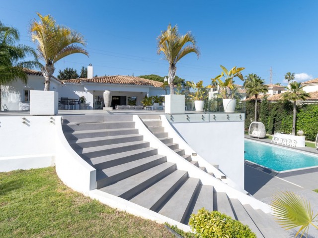 Huvila, Atalaya, R5032111