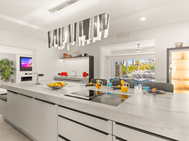 6 Makuuhuoneen Huvila Atalaya