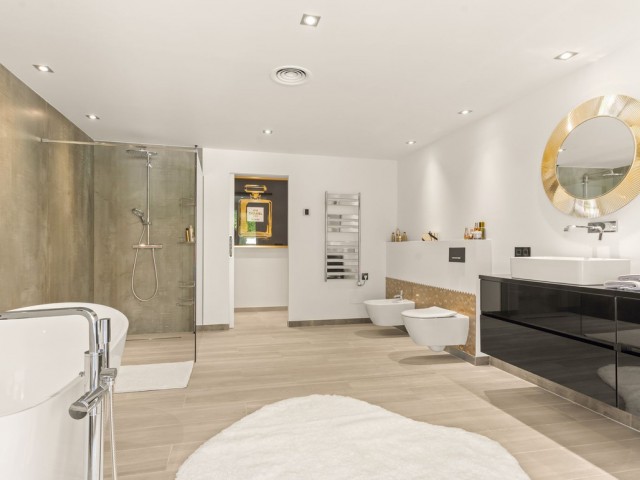 6 Makuuhuoneen Huvila Atalaya